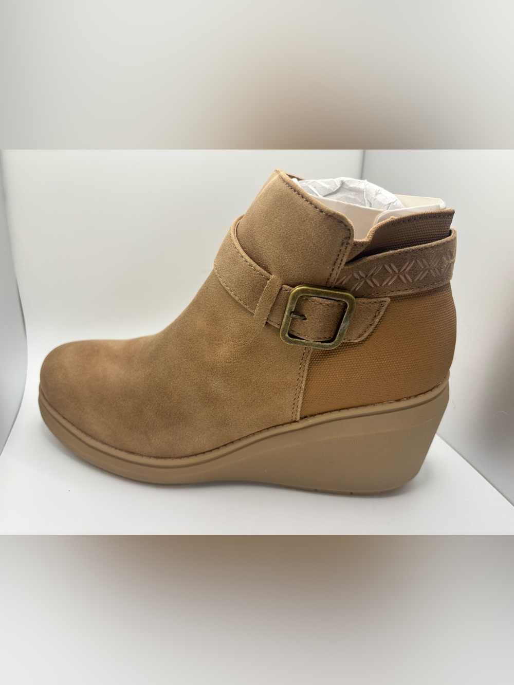 Bobs By Skechers Gala Women’s Wedge Boots Chestnut Size 9.5